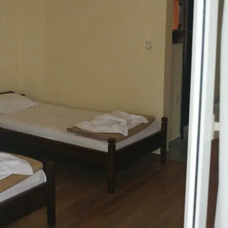 Feshevi Guest house
